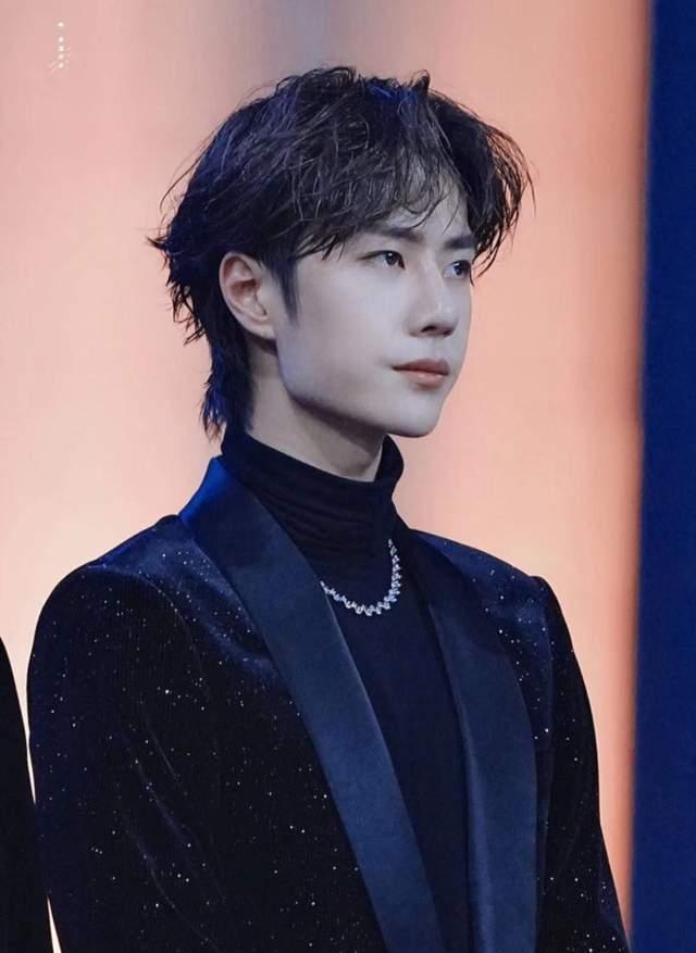 圈内爆料王一博林允,恋情曝光引粉丝热议  第3张